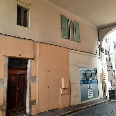 Vieille Ville 1 - Luca'S Apartment, 1 Bedroom, Max 2 Adults And 2 Kids Antibes Exterior foto