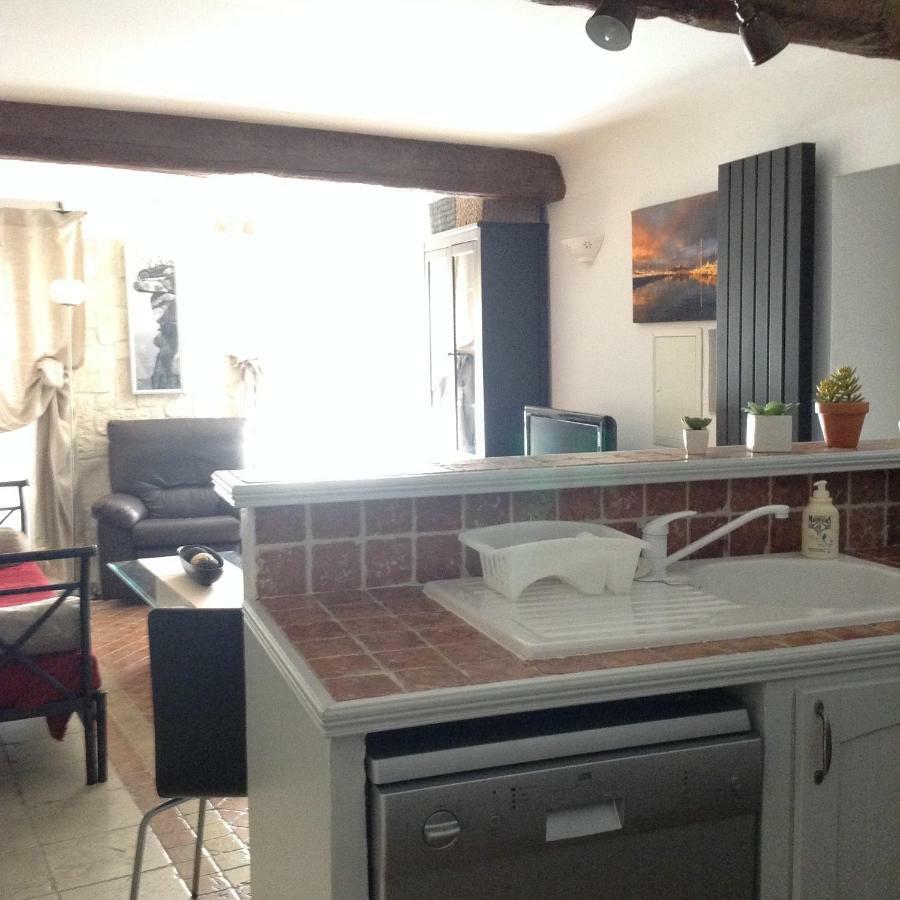 Vieille Ville 1 - Luca'S Apartment, 1 Bedroom, Max 2 Adults And 2 Kids Antibes Exterior foto