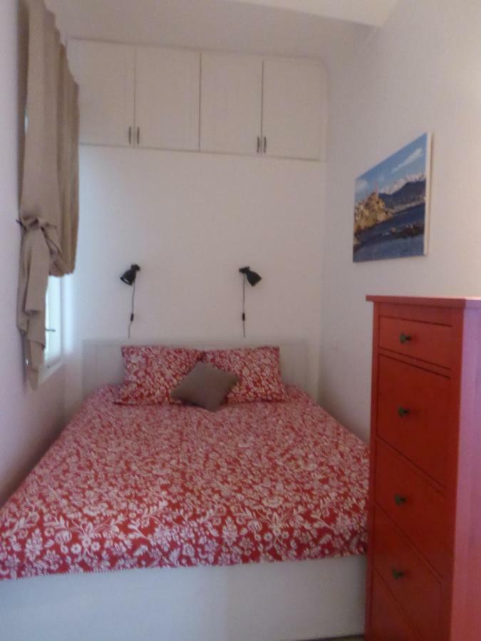 Vieille Ville 1 - Luca'S Apartment, 1 Bedroom, Max 2 Adults And 2 Kids Antibes Exterior foto