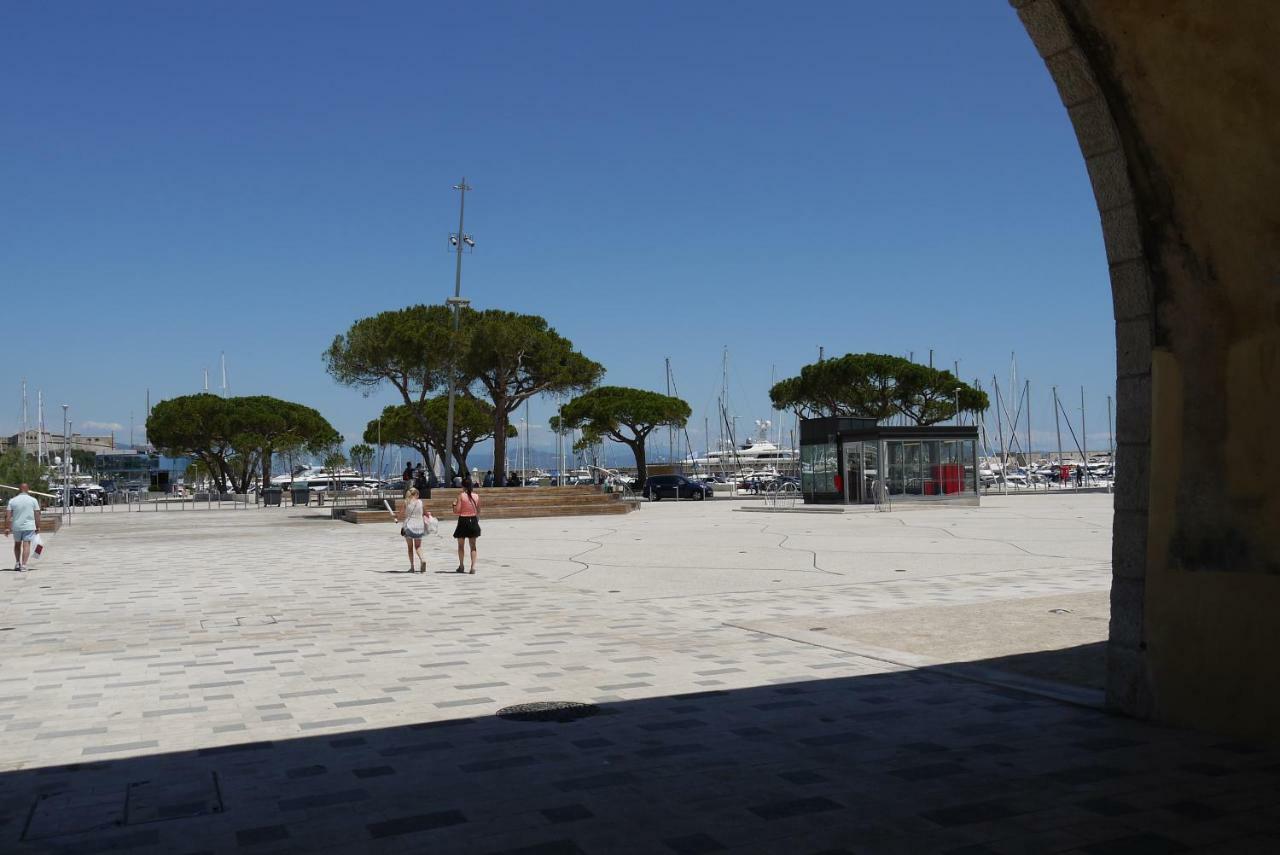 Vieille Ville 1 - Luca'S Apartment, 1 Bedroom, Max 2 Adults And 2 Kids Antibes Exterior foto