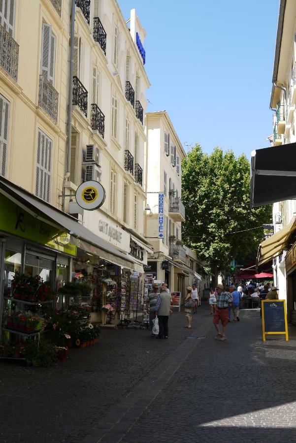 Vieille Ville 1 - Luca'S Apartment, 1 Bedroom, Max 2 Adults And 2 Kids Antibes Exterior foto